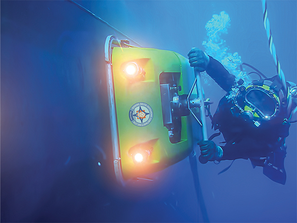 Underwater Hull Cleaning